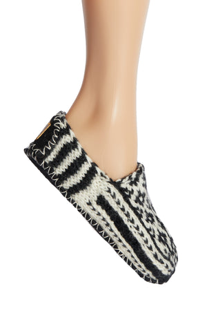 Hand Knit Wool Fleece Lined Booties Slipper Socks With Non Slip Soles